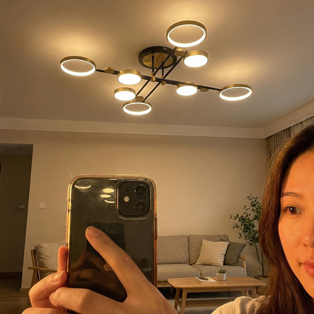 <strong>Diane Fletcher</strong>