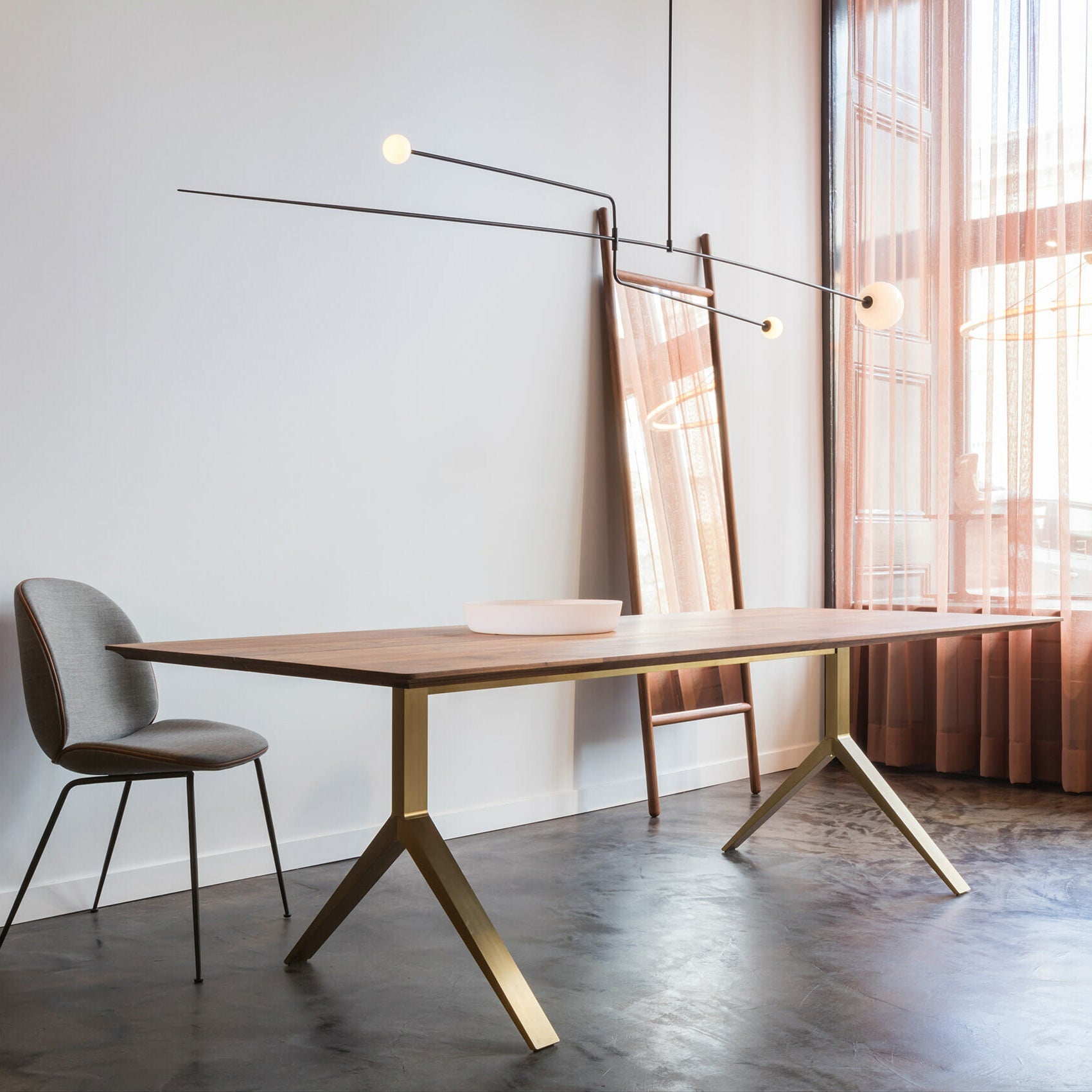 Chandelier Light | Linear Mobile Design